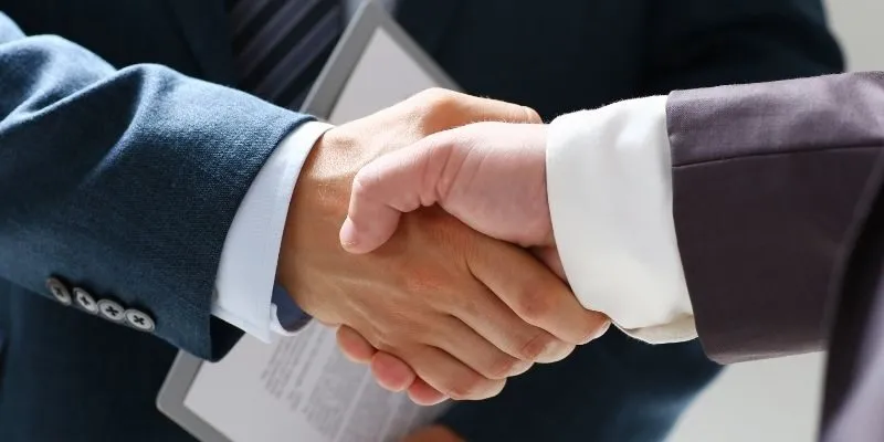 Key factors to evaluate when choosing an equity release advisor